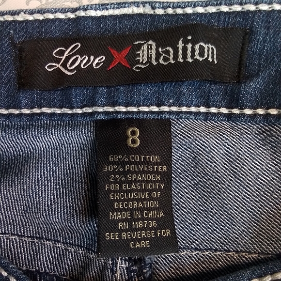 Love Nation denim Bermuda shorts with white leather design size 8 - Picture 5 of 5